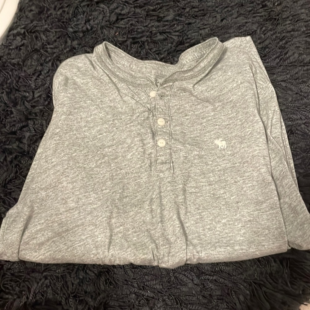 Abercrombie Grey Quarter Button Long Sleeve